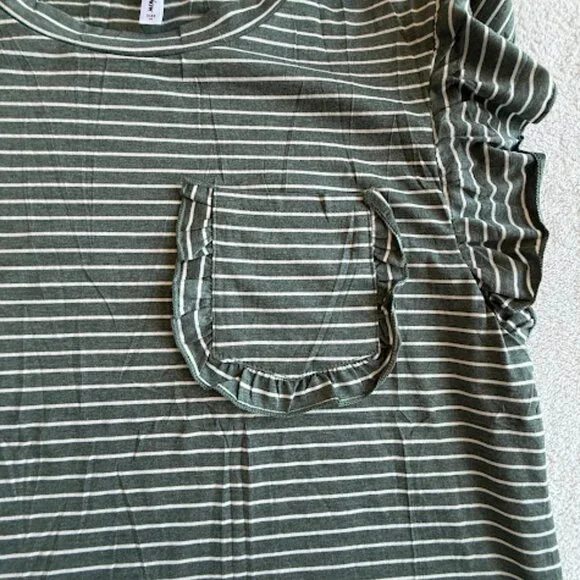 NWT Olive Green Striped Ruffle Sleeve Tee Womens Casual Pocket Top Size M - Picture 5 of 13